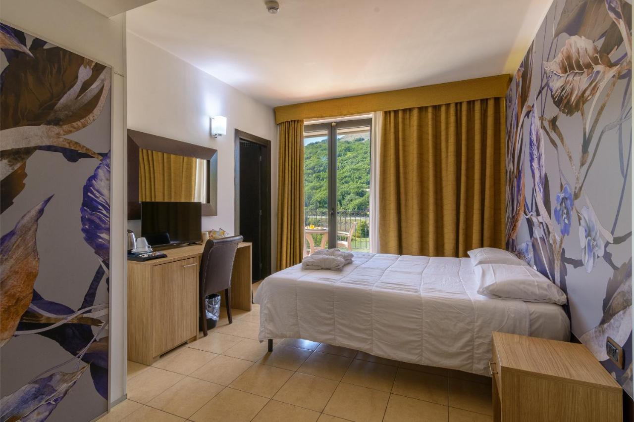 Hotel Terme Capasso Contursi Eksteriør bilde